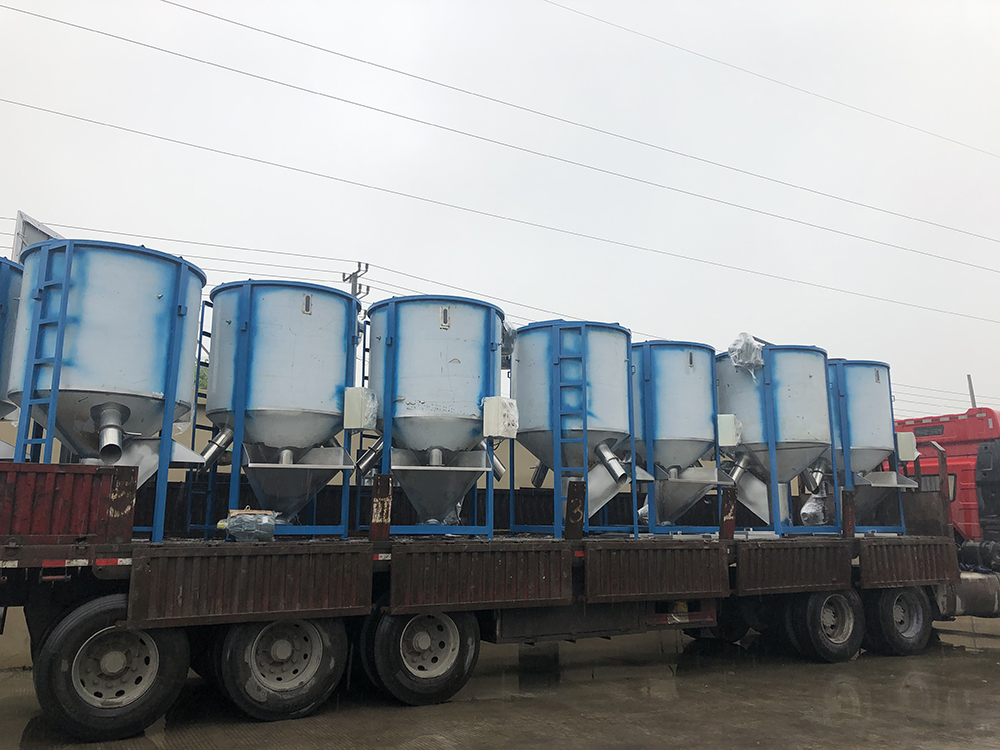 立式攪拌機(jī) (8)